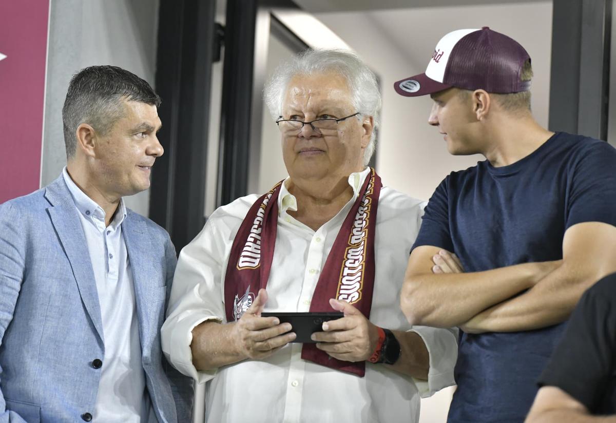 Apariție rară la Rapid - Dinamo » Fostul acționar, surprins după multă vreme în tribunele Giuleștiului