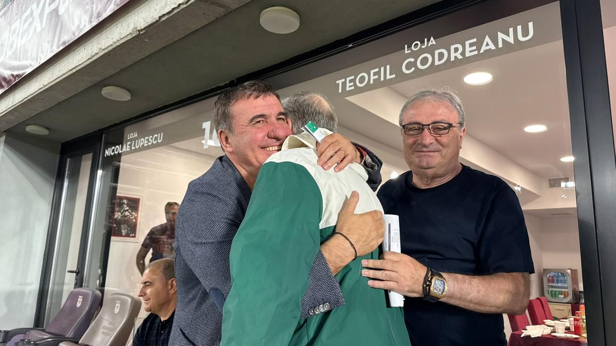 Jean Valvis, Gică Hagi, Florin Cîțu și Dan Petrescu la Rapid - Dinamo