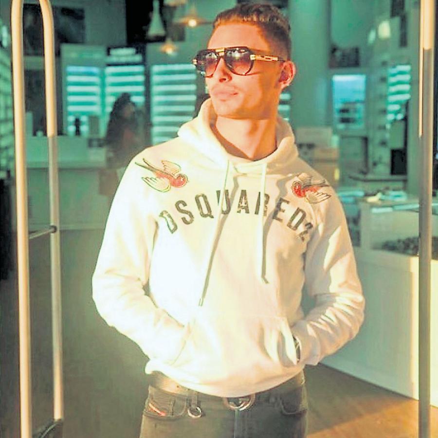 INSTASPORT // FOTO Andrei Peteleu, mereu cu iubita » Fundașul este extrem de îndrăgostit de Consuelo