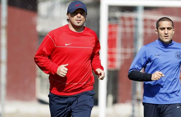 CRAIOVA - FCSB // Basarab Panduru, ironii înainte de duelul Victor Pițurcă - Gigi Becali: „Îl bate de-l ascultă cu urechea”