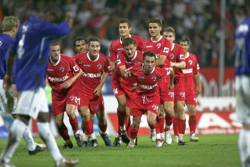 În urmă cu 15 ani, Dinamo umilea Everton la București, scor 5-1. Sursă foto: Arhivă Gazeta Sporturilor