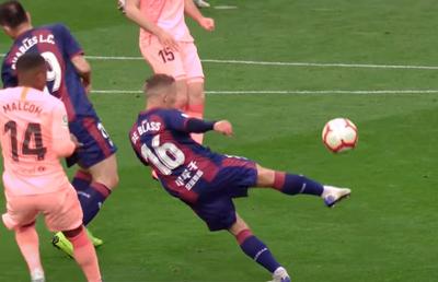 Vine la Dinamo după golul senzațional cu Barcelona și va avea cel mai mare salariu din România: „Altfel cum să îl convingi?!”