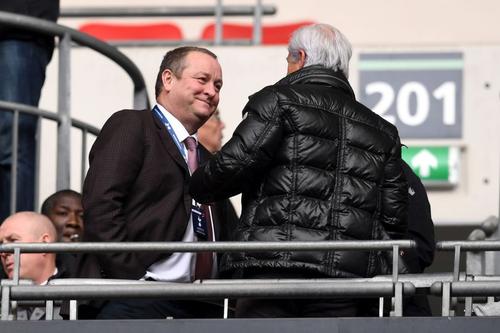 Mike Ashley, patronul lui Newcastle, a angajat o firmă celebră de avocatură din New York pentru a da în judecată Premier League.