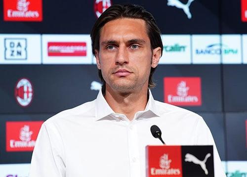 AC Milan l-a prezentat oficial pe Ciprian Tătărușanu. Portarul român de 34 de ani, transferat cu 500.000 €, a dezvăluit cum a trecut din Ligue 1 la Serie A.
