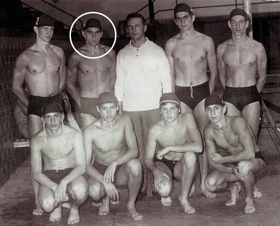 Dinu Popescu, junior, în 1968. Antrenor este Feri Crișan Poloist român de legendă, interviu fără perdea: „Am bătut milițieni la Athenee Palace, puteam să fac pușcărie ca Sandu Boc, dar am scăpat cu un raport medico-legal falsificat”