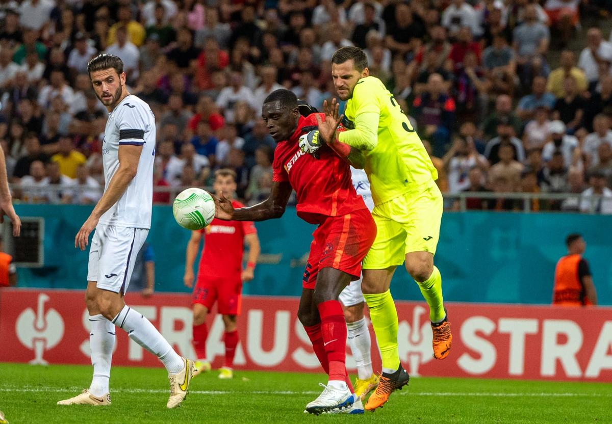 Tavi Popescu și alți doi preferați de-ai lui Gigi Becali, prestații de nota 4 în remiza FCSB - Anderlecht 0-0 » Cine a fost remarcatul-surpriză