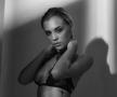 Ioana-Adriana Mitran face ravagii pe circuitul fierbinte din Moto GP » Escapadă în Indonezia pentru o vacanță exotică
