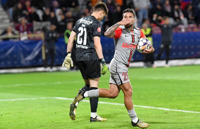 CFR Cluj - FCSB 2-2 » Jenantă în prima repriză, campioana a reușit 30 de minute foarte bune după pauză și a revenit spectaculos de la 0-2!