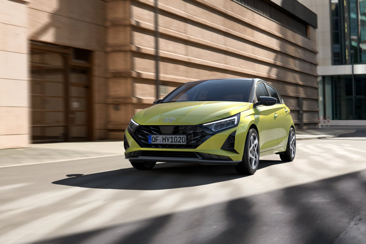 Mașina ce poate fi cumpărată cu bani puțini » Un expert din Spania o compară cu Dacia Sandero