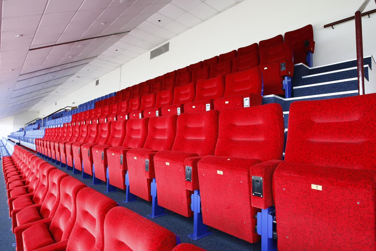 Vine week-end-ul, în Superligă se întoarce stadionul-dezastru » Imagini de râsu'-plânsu' surprinse de GSP: „Știți ce vedeți pe geamul de la toaletă?”
