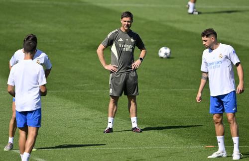 Controlul antidoping a întârziat startul antrenamentului la Real Madrid / Foto: Imago