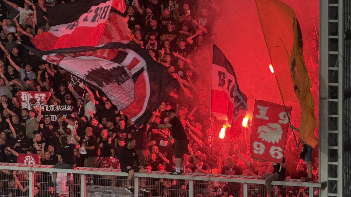Atmosfera la Petrolul - Dinamo