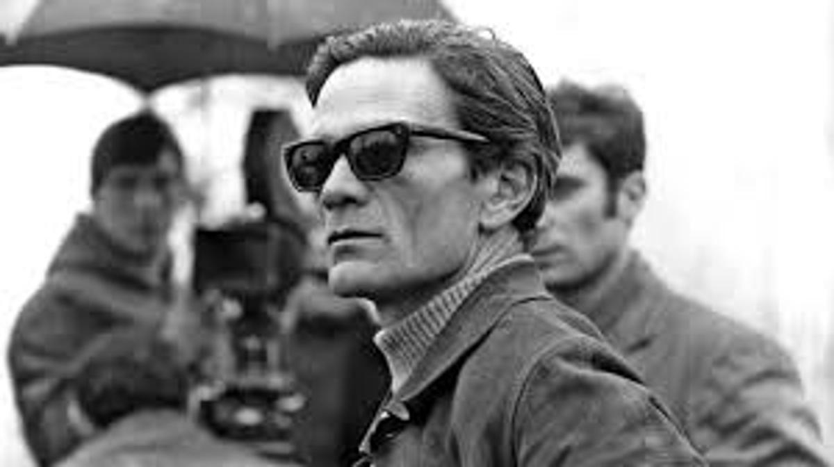 Pier Paolo Pasolini, poetul care a iubit fotbalul cu febra cu care a îndrăgit literatura