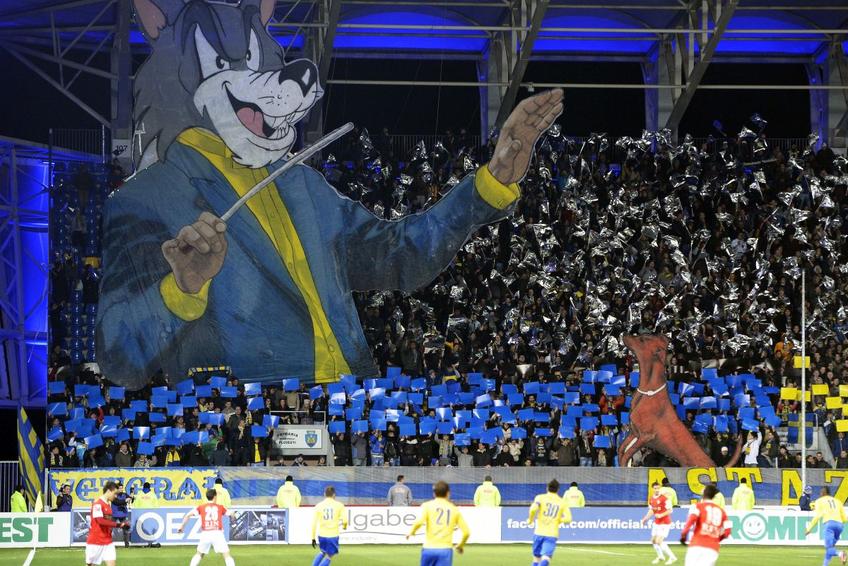 Rivalitatea Petrolul - Dinamo, în imagini colectate de-a lungul anilor / FOTO: Gazeta Sporturilor