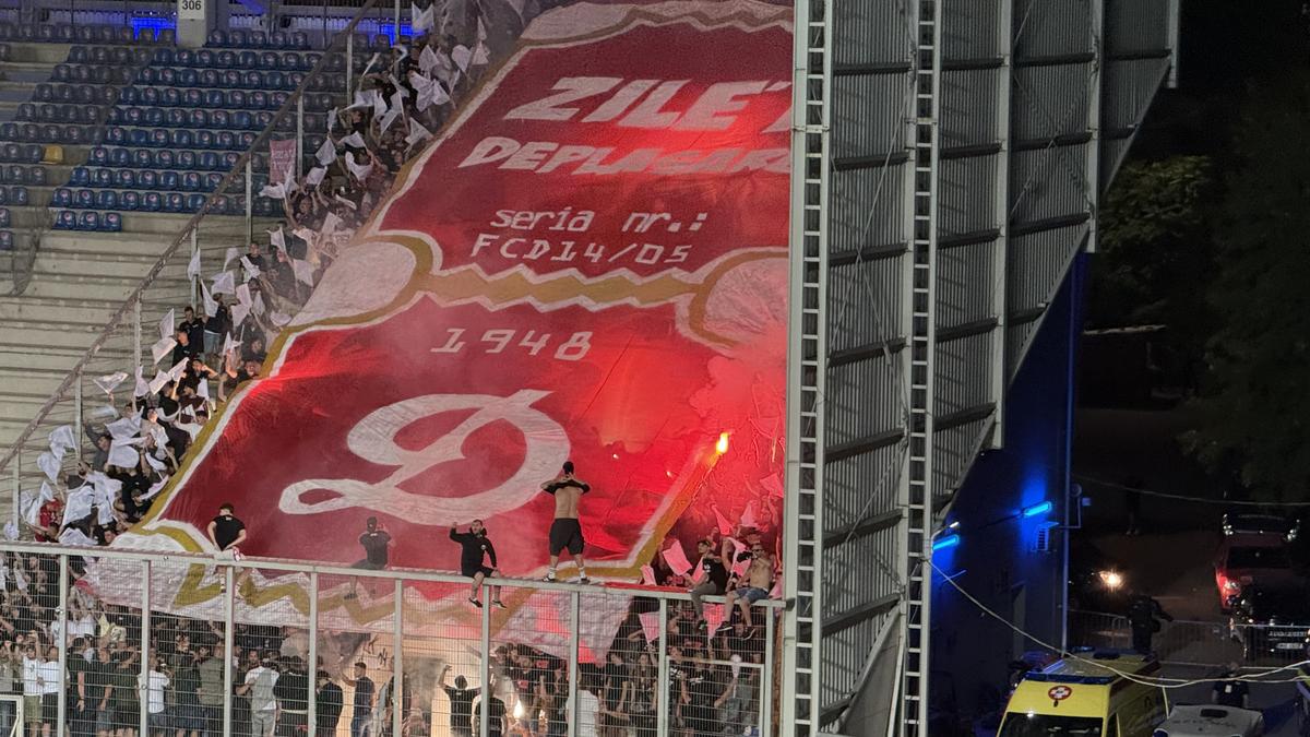 Atmosfera la Petrolul - Dinamo