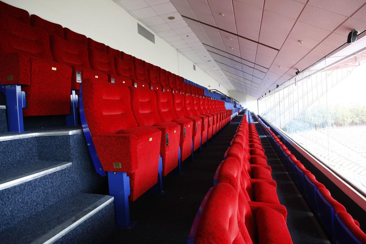 Vine week-end-ul, în Superligă se întoarce stadionul-dezastru » Imagini de râsu'-plânsu' surprinse de GSP: „Știți ce vedeți pe geamul de la toaletă?”