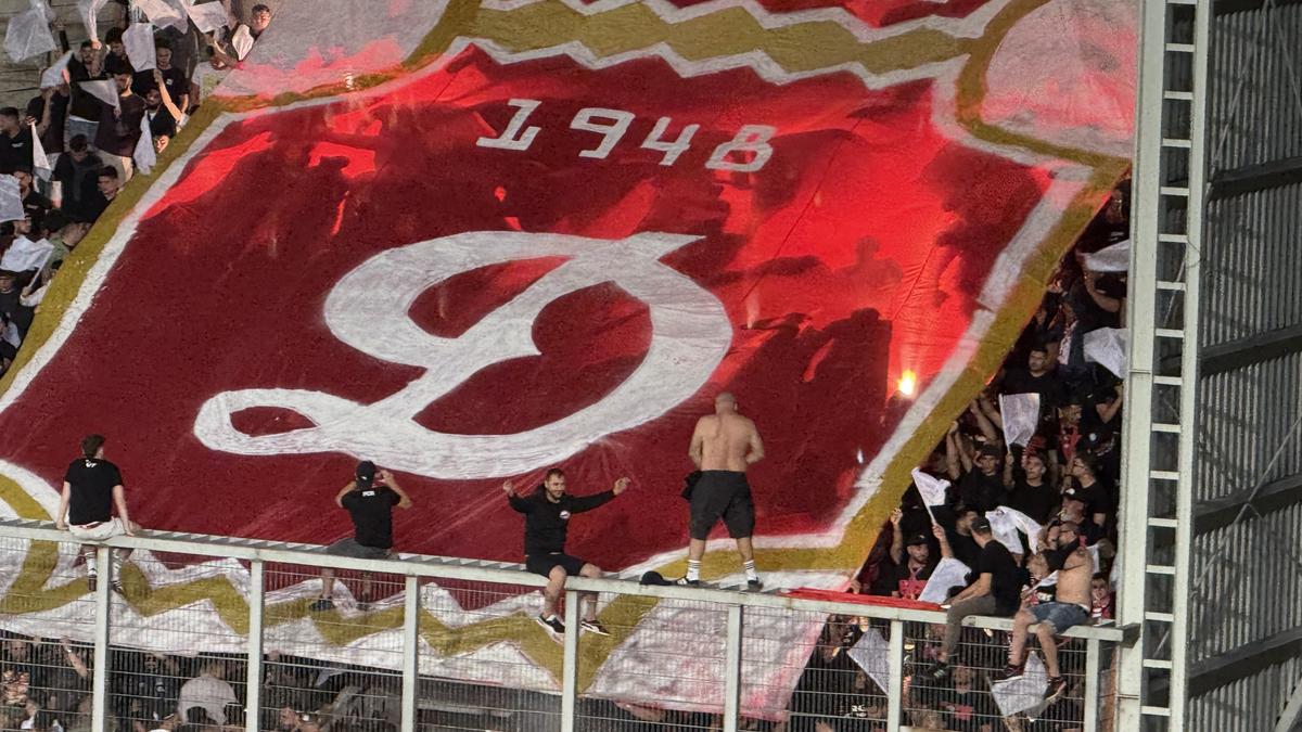 Atmosfera la Petrolul - Dinamo