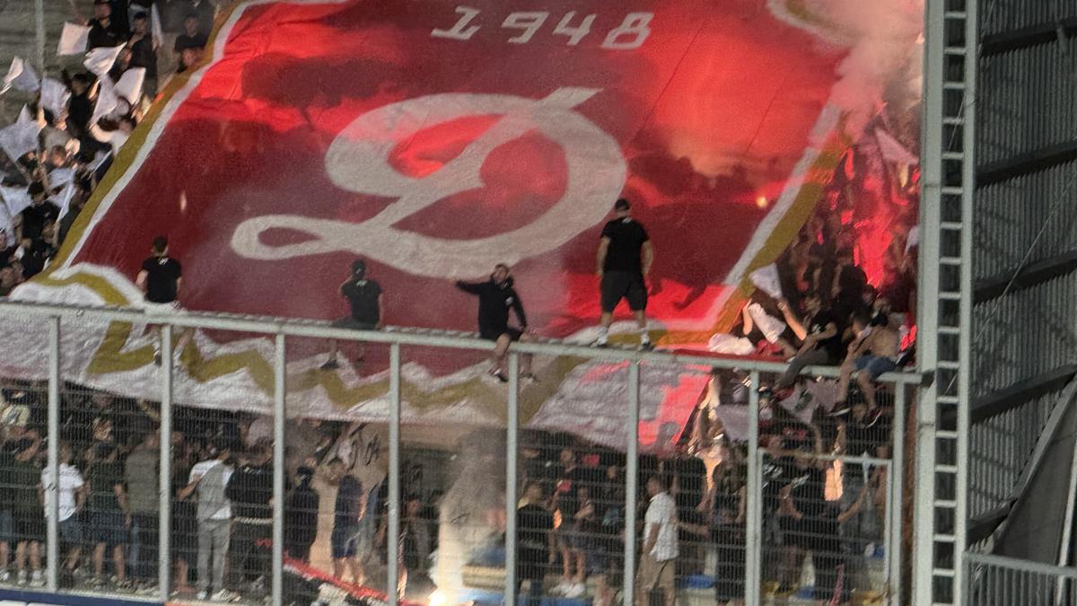 Atmosfera la Petrolul - Dinamo