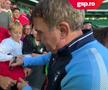 Gică Hagi, asaltat de fani la Legends Charity Game