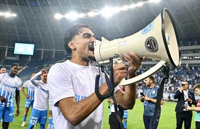 Luat în colimator de Rădoi, Ștefan Baiaram a rămas la stadion după meciul cu Farul » Ce a făcut vedeta oltenilor: „Sincer, cred că s-a și jucat cu mine”