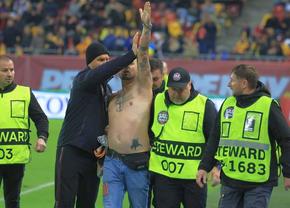 Liderul protestatarilor violenți din Piața Victoriei a creat probleme și pe stadion! Acum un an întrerupea România - Austria