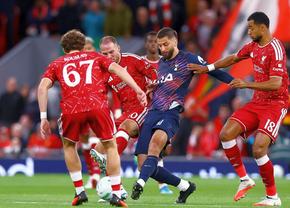Liverpool a bătut-o pe Tottenham și s-a calificat în optimile de finală din Cupa Ligii Angliei