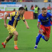 Denis Drăguș a debutat pentru FCSB // foto: Ionuț Iordache
