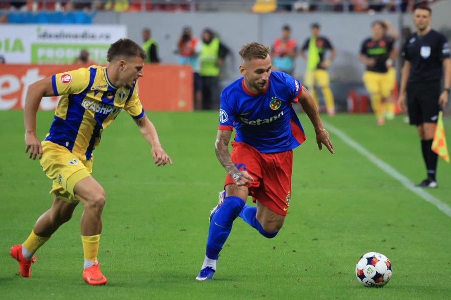 Denis Drăguș a debutat pentru FCSB // foto: Ionuț Iordache FCSB are „petrol”, Petrolul are joc