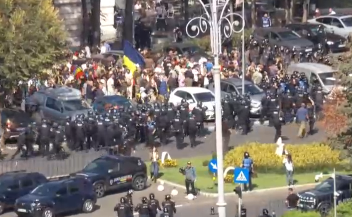 Ciprian Paraschiv, în mijlocul protestelor violente din București
