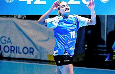 CSM București și CSM Târgu Mureș au oferit un duel pe cinste! Primul gol la senioare pentru Maria Petrache