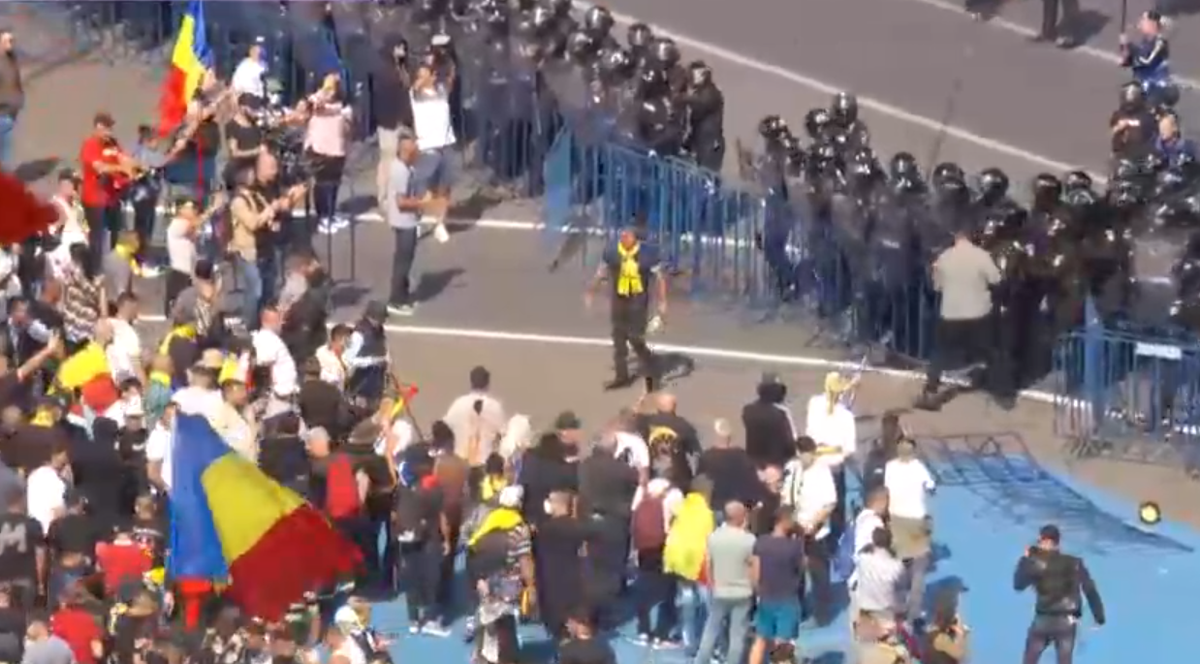 Ciprian Paraschiv, în mijlocul protestelor violente din București