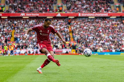 Liverpool - Tottenham, duel pentru un loc în optimile Cupei Ligii Angliei // foto: imago images