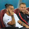 Karlo Muhar și Denis Drăguș, înainte de FCSB - Petrolul // foto: Ionuț Iordache
