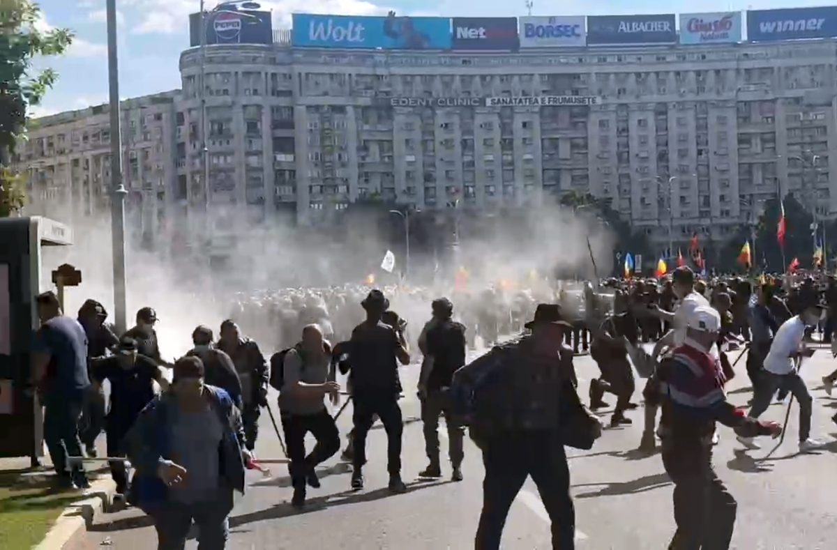 Ciprian Paraschiv, în mijlocul protestelor violente din București