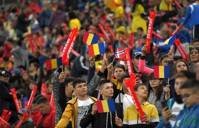 ROMÂNIA - NORVEGIA // VIDEO România frumoasă! 30.000 de copii au creat o atmosferă de vis pe Arena Națională