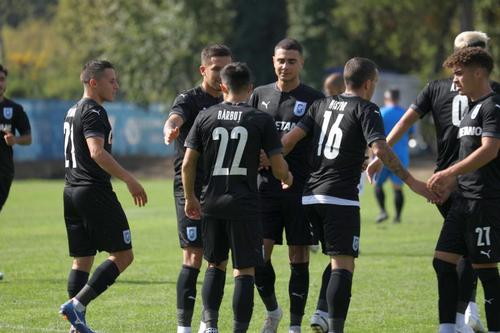 2 fotbaliști ai Craiovei au fost depistați pozitiv cu COVID-19