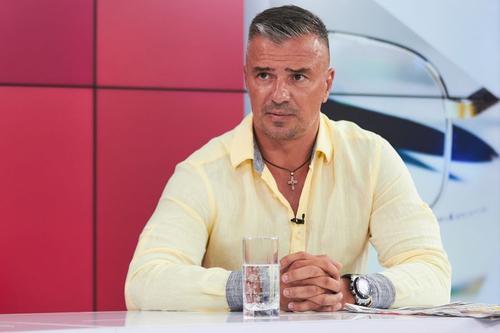 Daniel Pancu îl susține pe Mirel Rădoi
(foto: Raed Krishan/GSP)