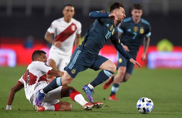 Messi a răbufnit după victoria la limită cu Peru: „O face intenționat!” » Ce l-a enervat pe starul lui PSG