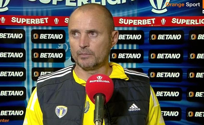 CS Universitatea Craiova a învins-o pe Petrolul Ploiești, scor 2-1, în runda cu numărul 14 din Liga 1. Nicolae Constantin (48 de ani), antrenorul „lupilor galbeni”, a oferit lămuriri suplimentare despre scandalul cu Gabriel Tamaș (38 de ani).