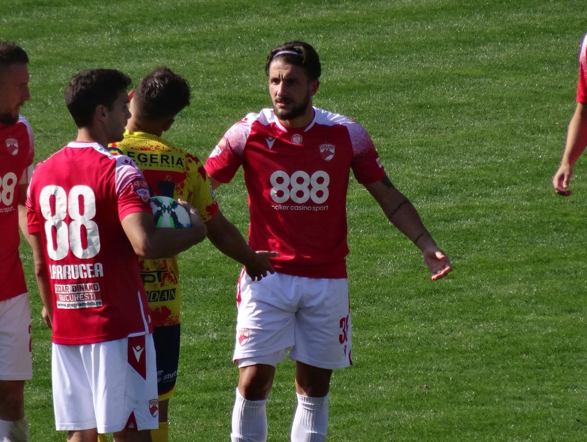 Dinamo câștigă cu Ripensia la Giurgiu, dar Burcă e nemulțumit: „E greu cu astea”