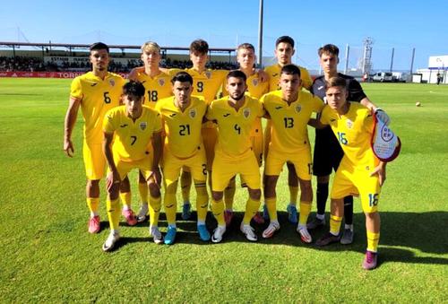 Naționala U18 a României, pregătită de Ion Marin (68 de ani), a fost învinsă la limită de reprezentativa similară a Spaniei, scor 1-2, în al doilea meci disputat în Turneul celor 4 națiuni, organizat chiar în Spania.