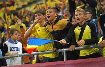 Ultrașii cu glasuri vesele » Gălăgie de nedescris pe Arena Națională, la România - Andorra