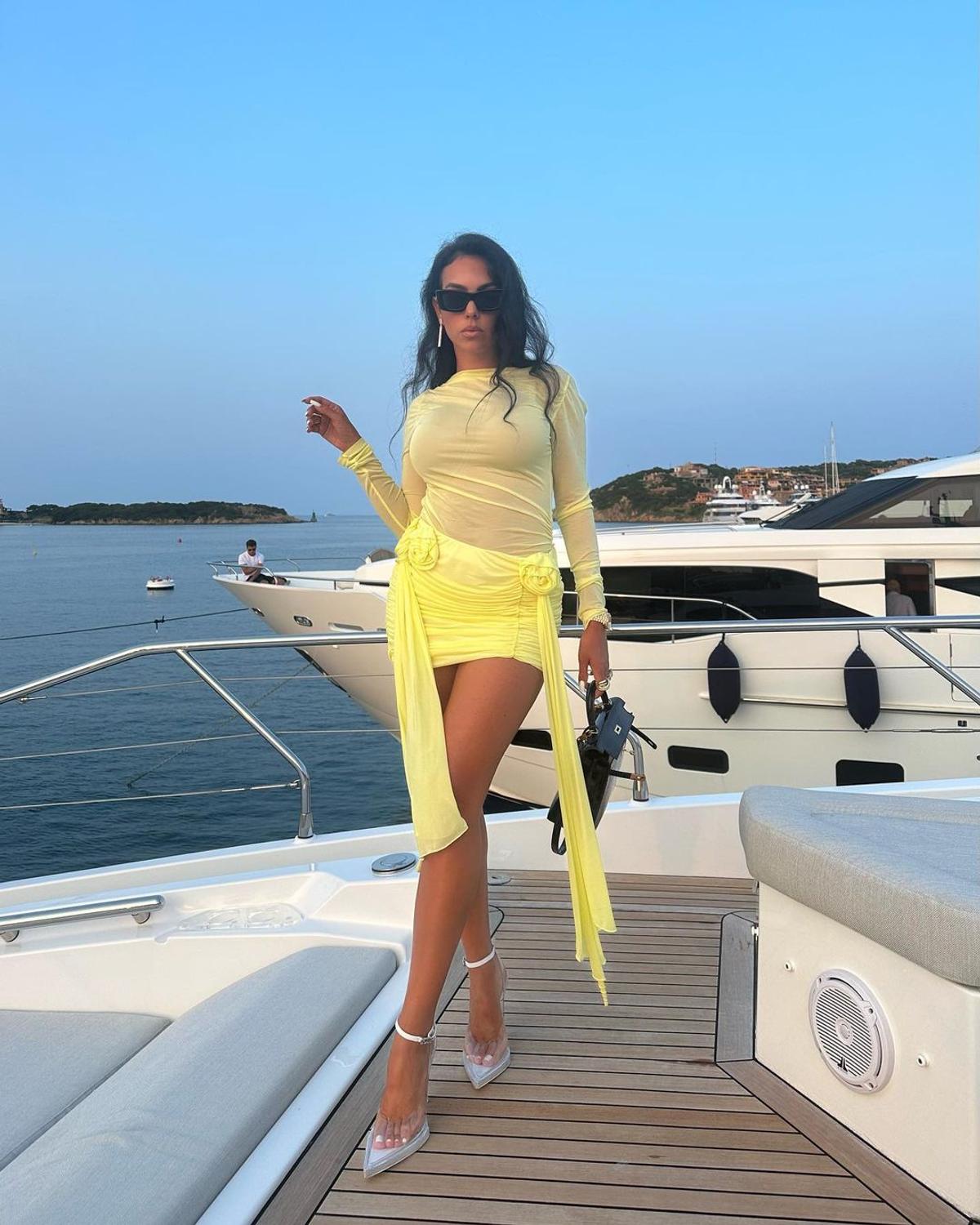 Georgina Rodriguez le-a sucit mințile arabilor. Cum a apărut la cel mai recent meci al lui Cristiano Ronaldo