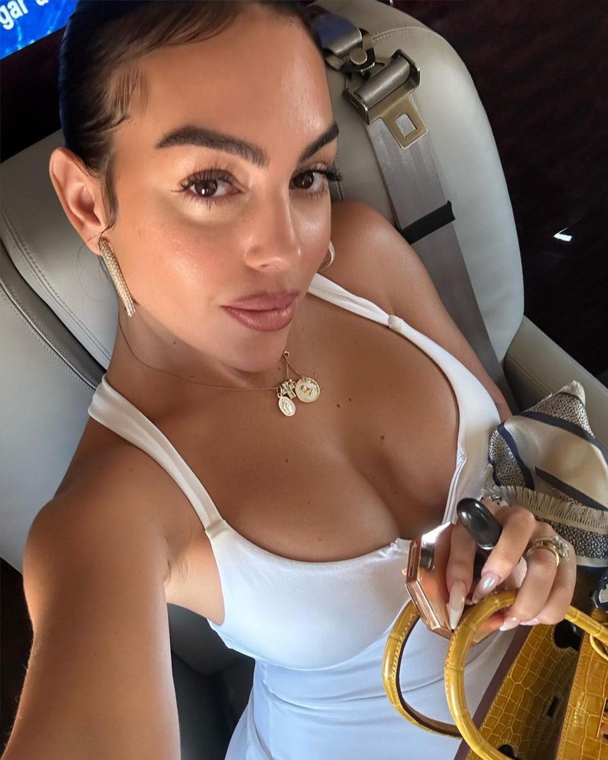 Georgina Rodriguez le-a sucit mințile arabilor. Cum a apărut la cel mai recent meci al lui Cristiano Ronaldo
