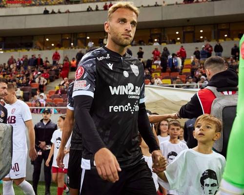 Christian Ilic, 27 de ani, a explicat suporterilor cum se vede situația de acum a lui Dinamo din interior.