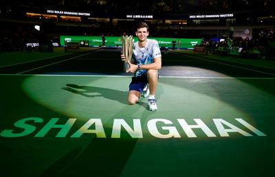 Polonezul Hubert Hurkacz s-a impus la Shanghai, însă a uitat de Roger Federer prezent în tribune: „Sper să nu o ia personal”
