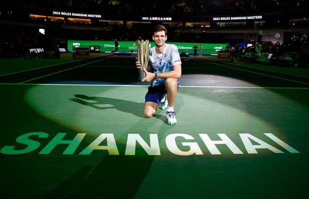 Polonezul Hubert Hurkacz s-a impus la Shanghai, însă a uitat de Roger Federer prezent în tribune: „Sper să nu o ia personal”