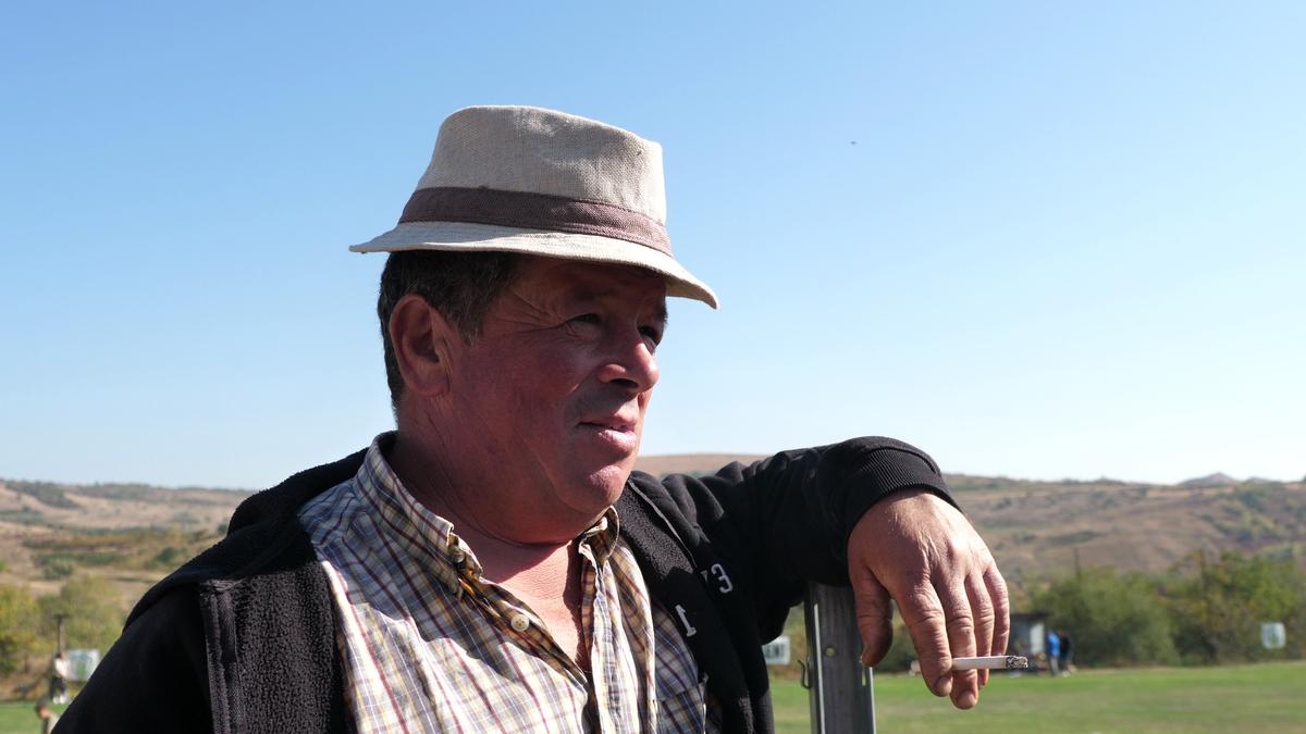 „Închideți repede, că a venit ANAF-u'!” » Derby-uri viticole în Bordeaux-uri prahovene + Petrecere de victorie cu tochitură la ceaun