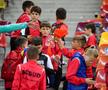 Copiii au făcut curat în urma lor în tribune, după România - Andorra