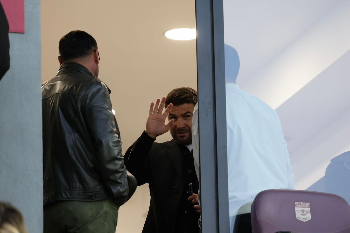 Personalități remarcante din fotbalul românesc și-au făcut apariția la stadion pentru meciul României U21 / Foto: Ionuț Iordache GSP